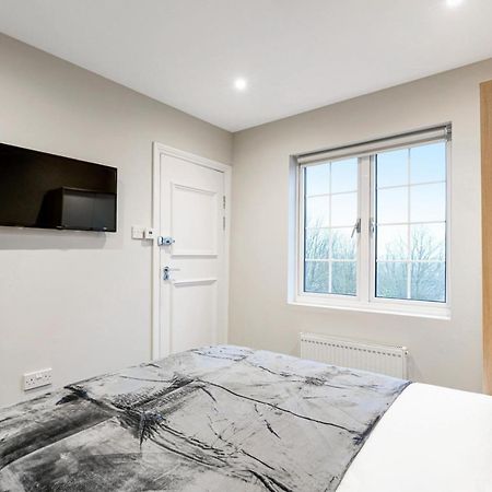 Cosy Studio Flat Apartment Лондон Екстериор снимка